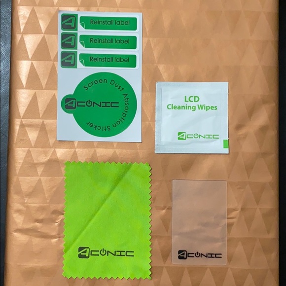 ACONIC: Tempered Glass Screen Protector - Picture 3 of 8